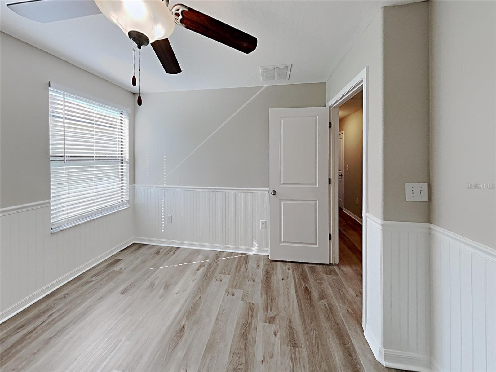 Single Family Residence at 14612 CRESCENT ROCK DR, WIMAUMA, photo 9 of 20