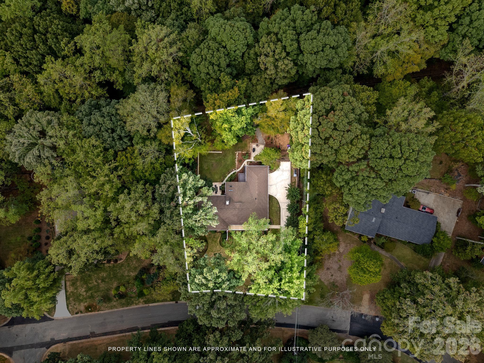 Single Family Residence at 4015 Oldfield Road, Charlotte, photo 48 of 49
