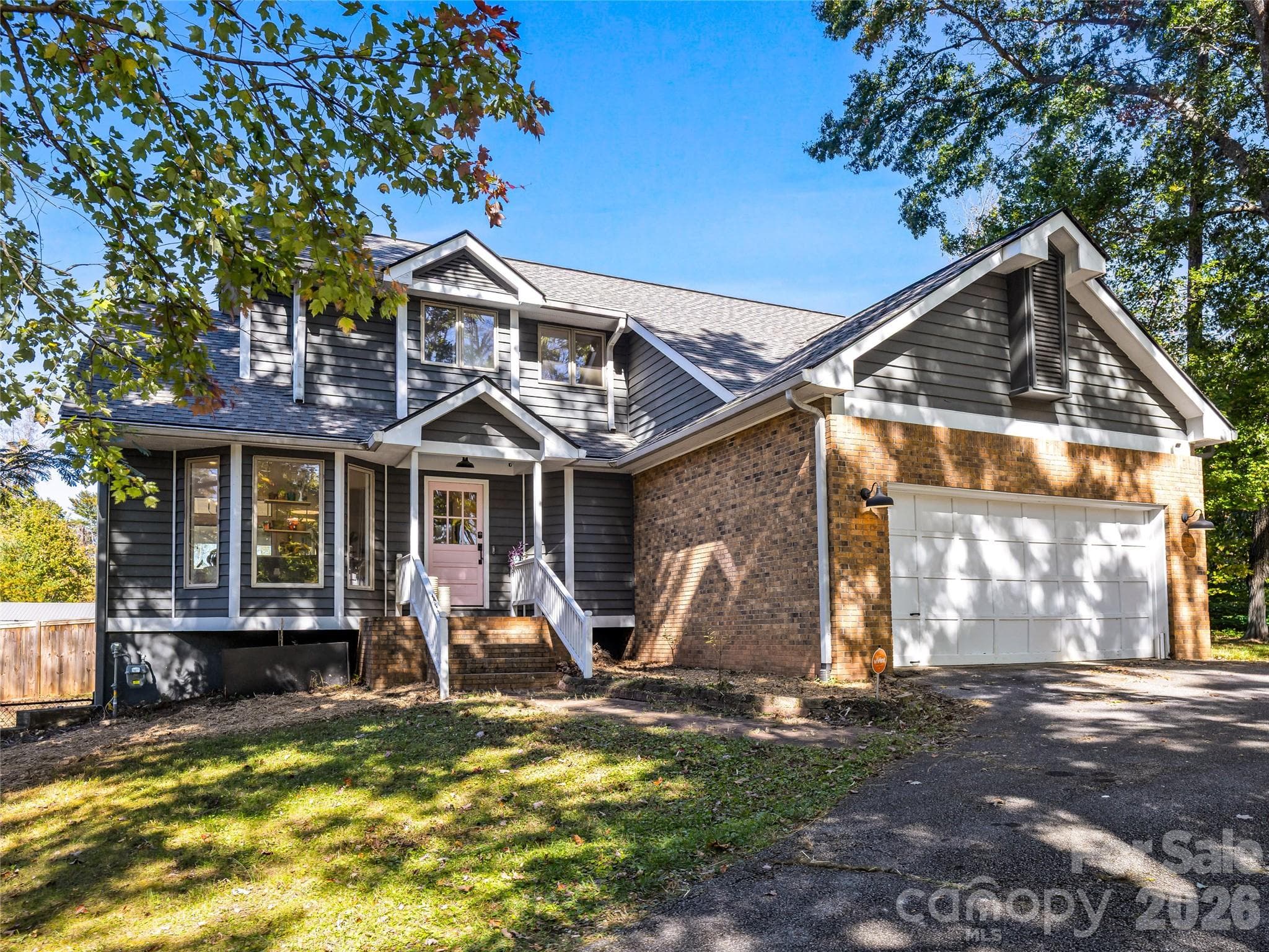 39 White Pine Drive