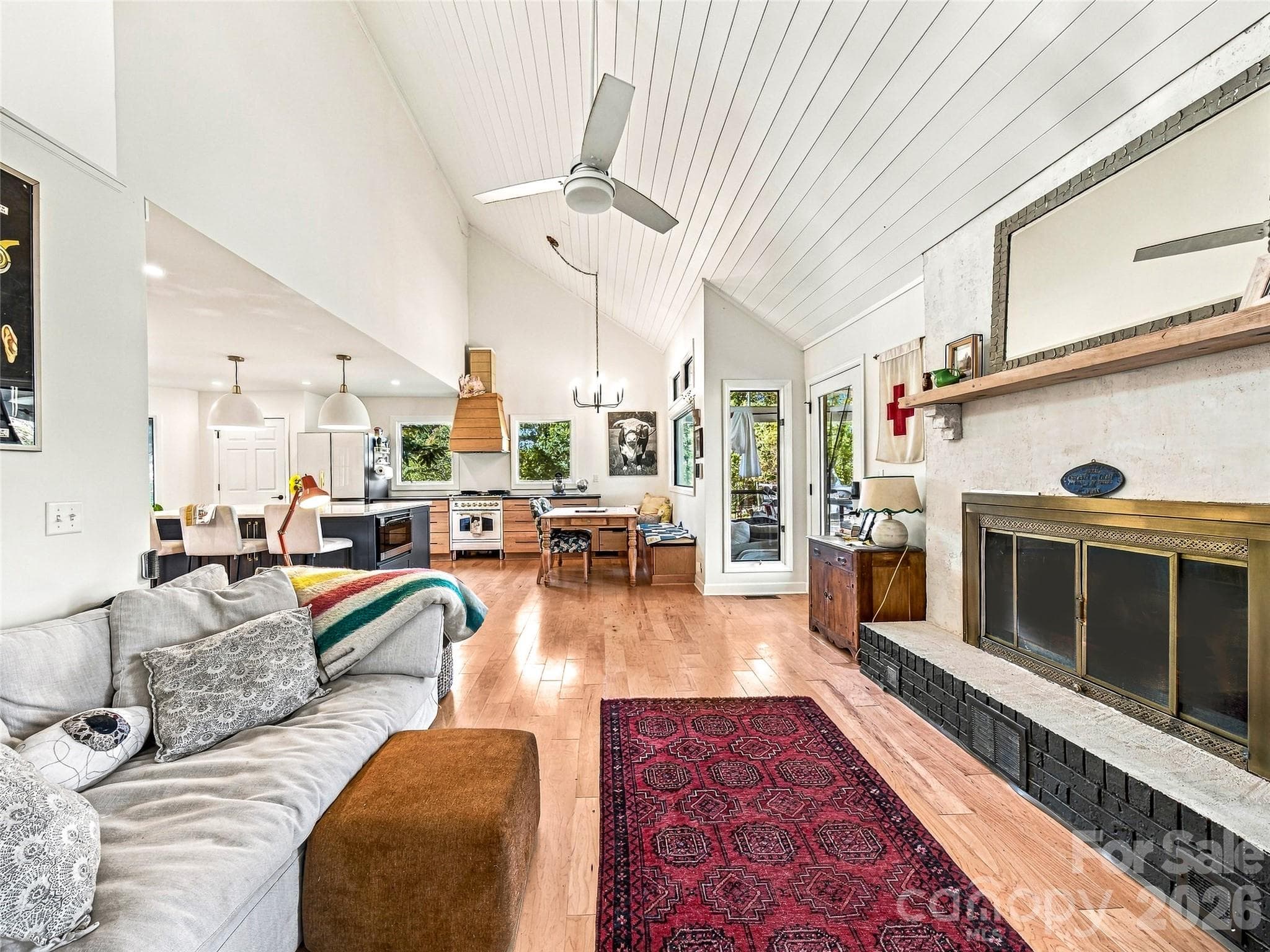Single Family Residence at 39 White Pine Drive, Fletcher, photo 13 of 45