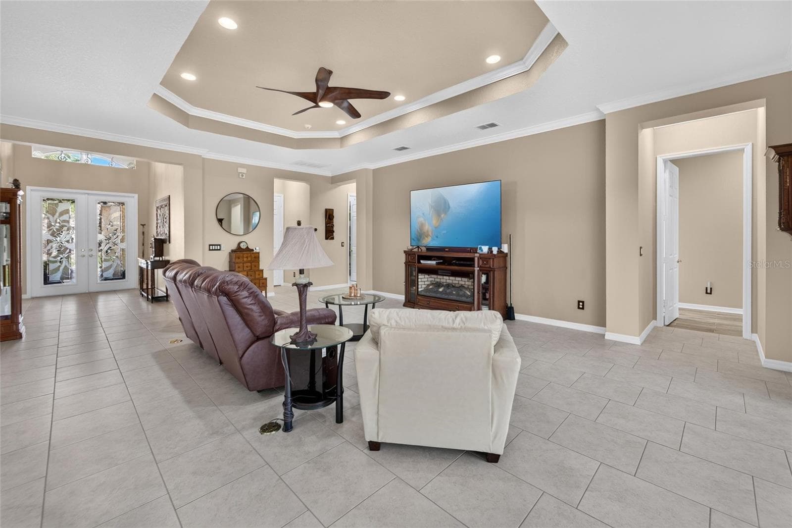 Expansive Great Room - 16301 GARNET GLEN PL, WIMAUMA