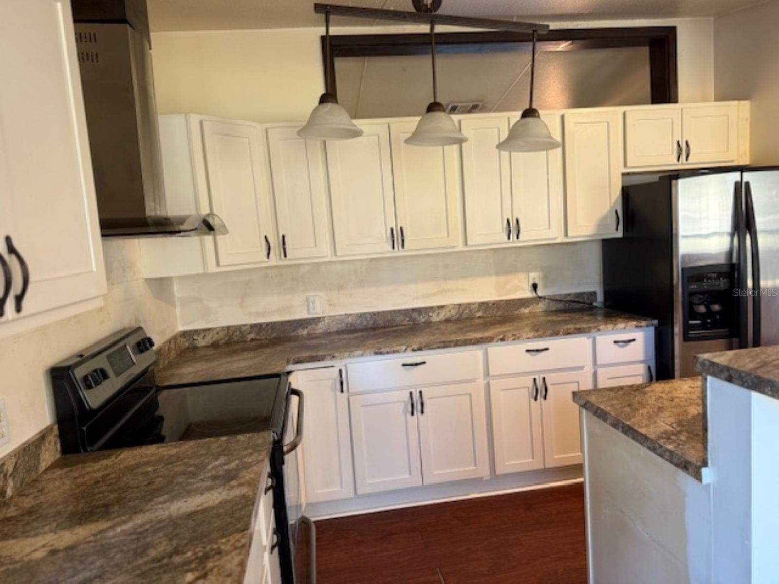 Kitchen - 16510 NE 30TH CT, CITRA