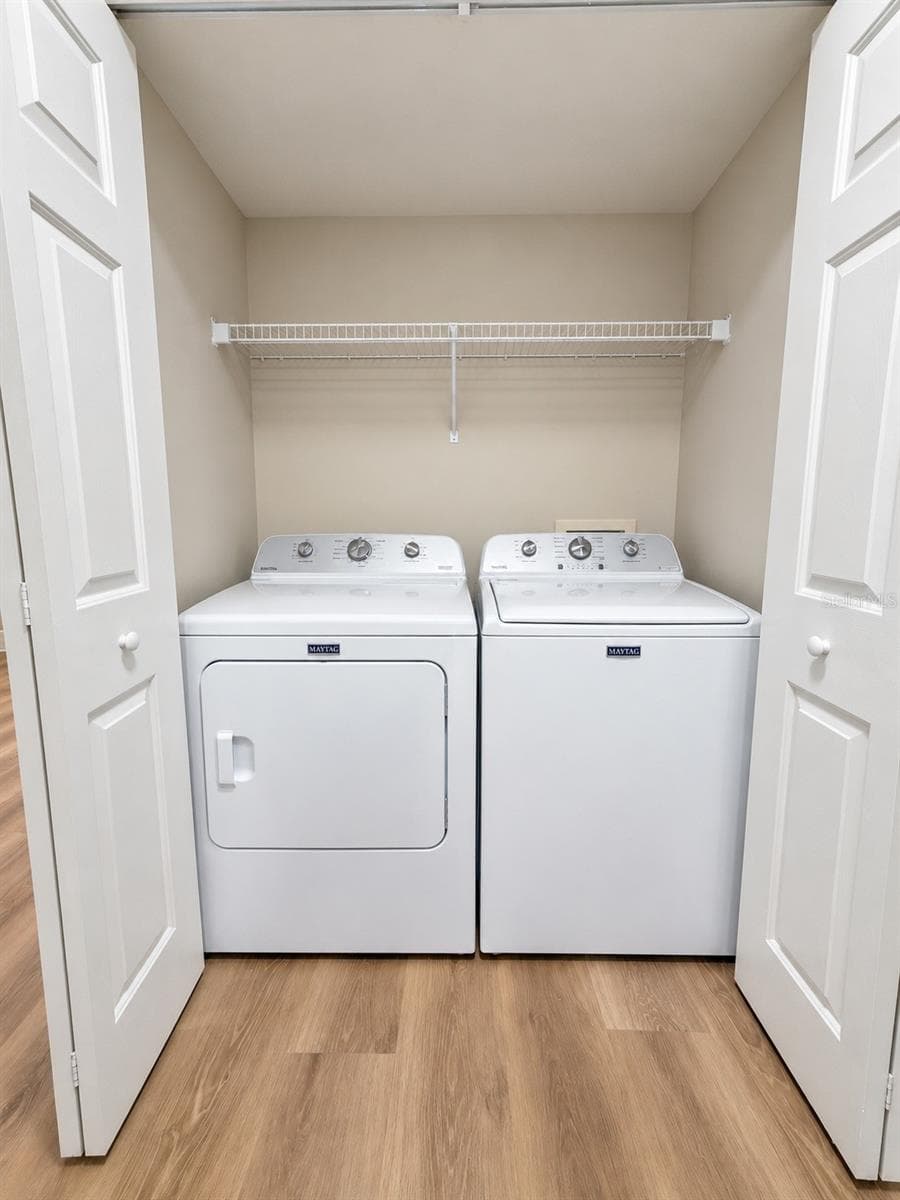 Laundry Closet - 7338 E BANK DR, TAMPA