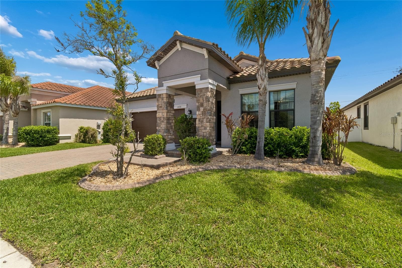 Single Family Residence at 13170 GREEN VIOLET DR, RIVERVIEW, photo 3 of 100