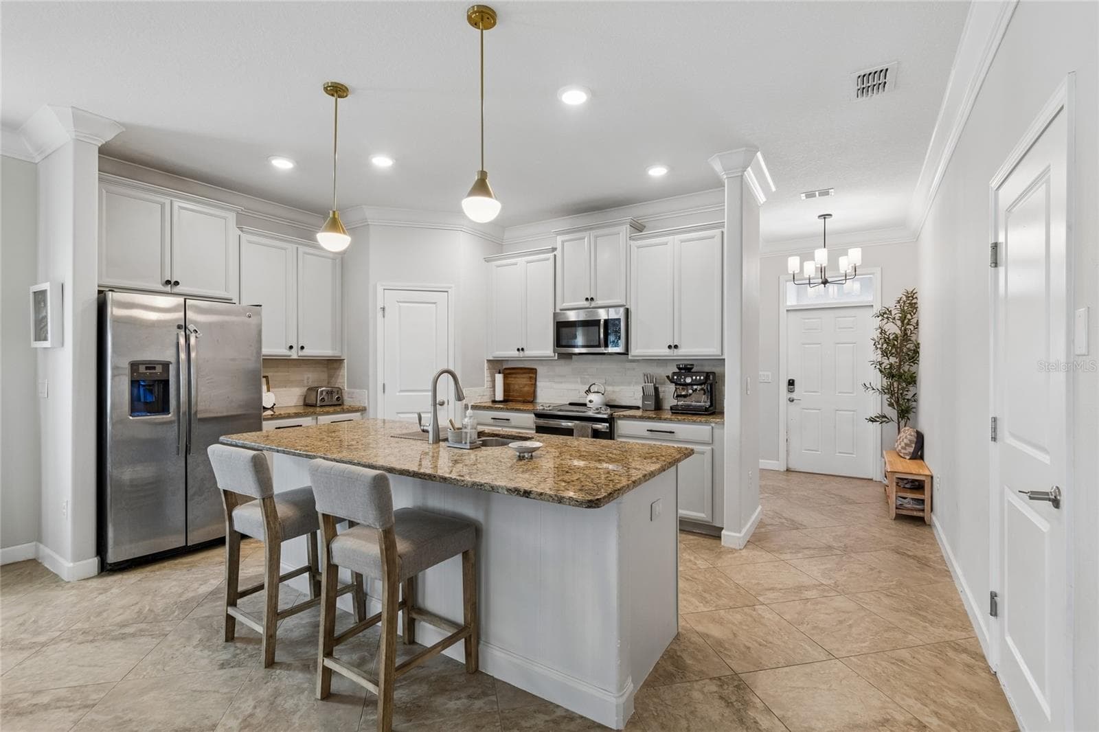 Single Family Residence at 13170 GREEN VIOLET DR, RIVERVIEW, photo 15 of 100