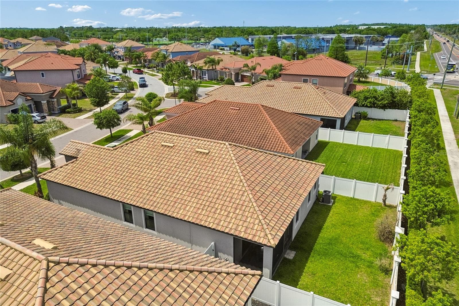 Single Family Residence at 13170 GREEN VIOLET DR, RIVERVIEW, photo 54 of 100