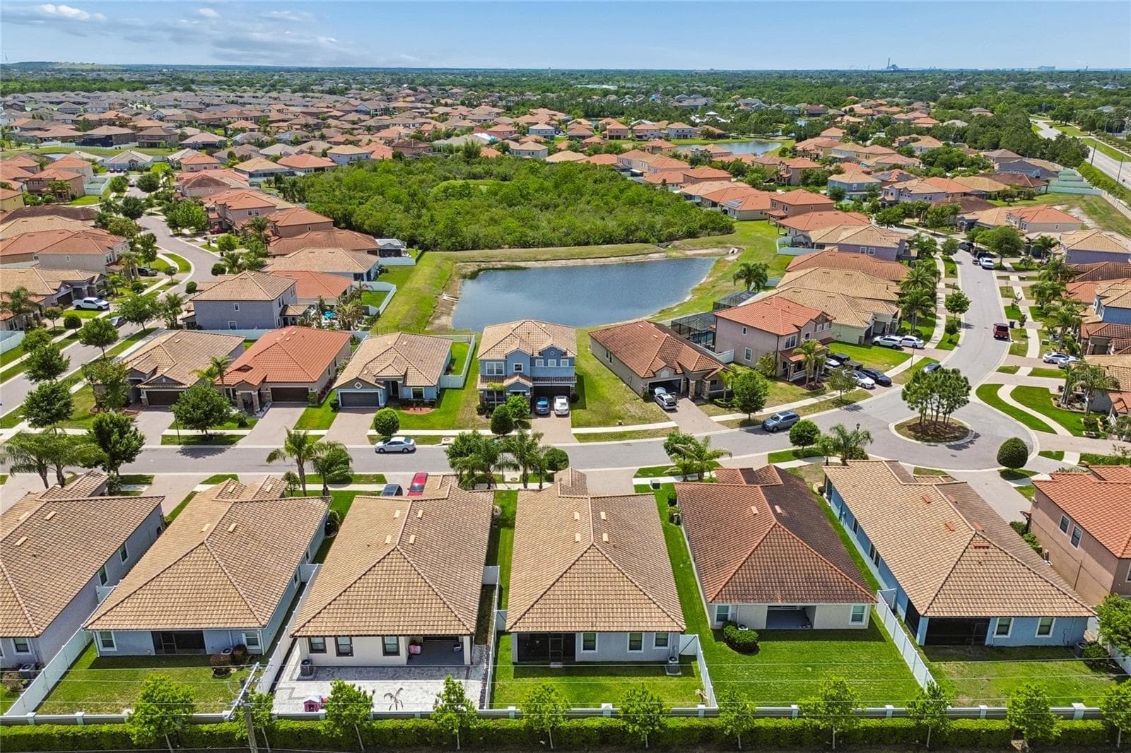 Single Family Residence at 13170 GREEN VIOLET DR, RIVERVIEW, photo 63 of 100