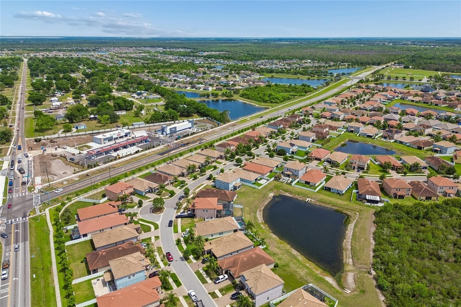 Single Family Residence at 13170 GREEN VIOLET DR, RIVERVIEW, photo 68 of 100