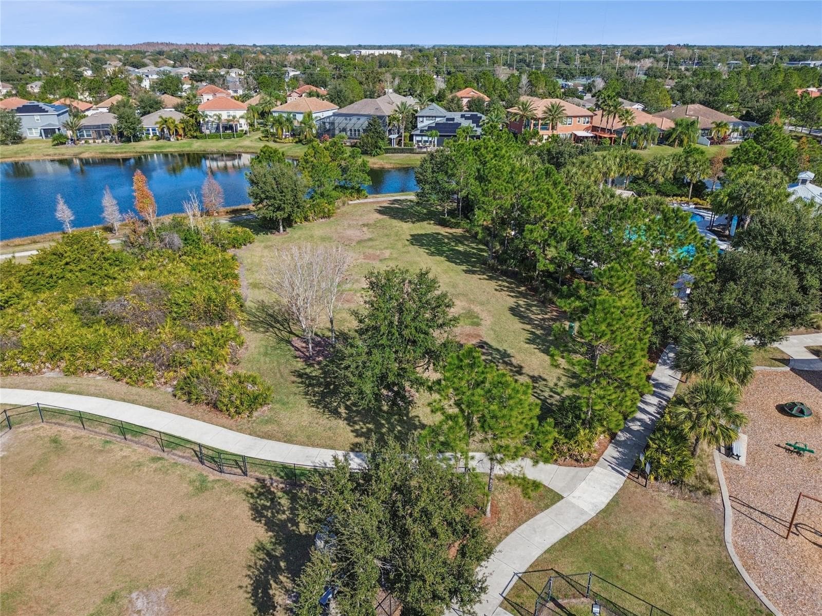 Single Family Residence at 13170 GREEN VIOLET DR, RIVERVIEW, photo 85 of 100