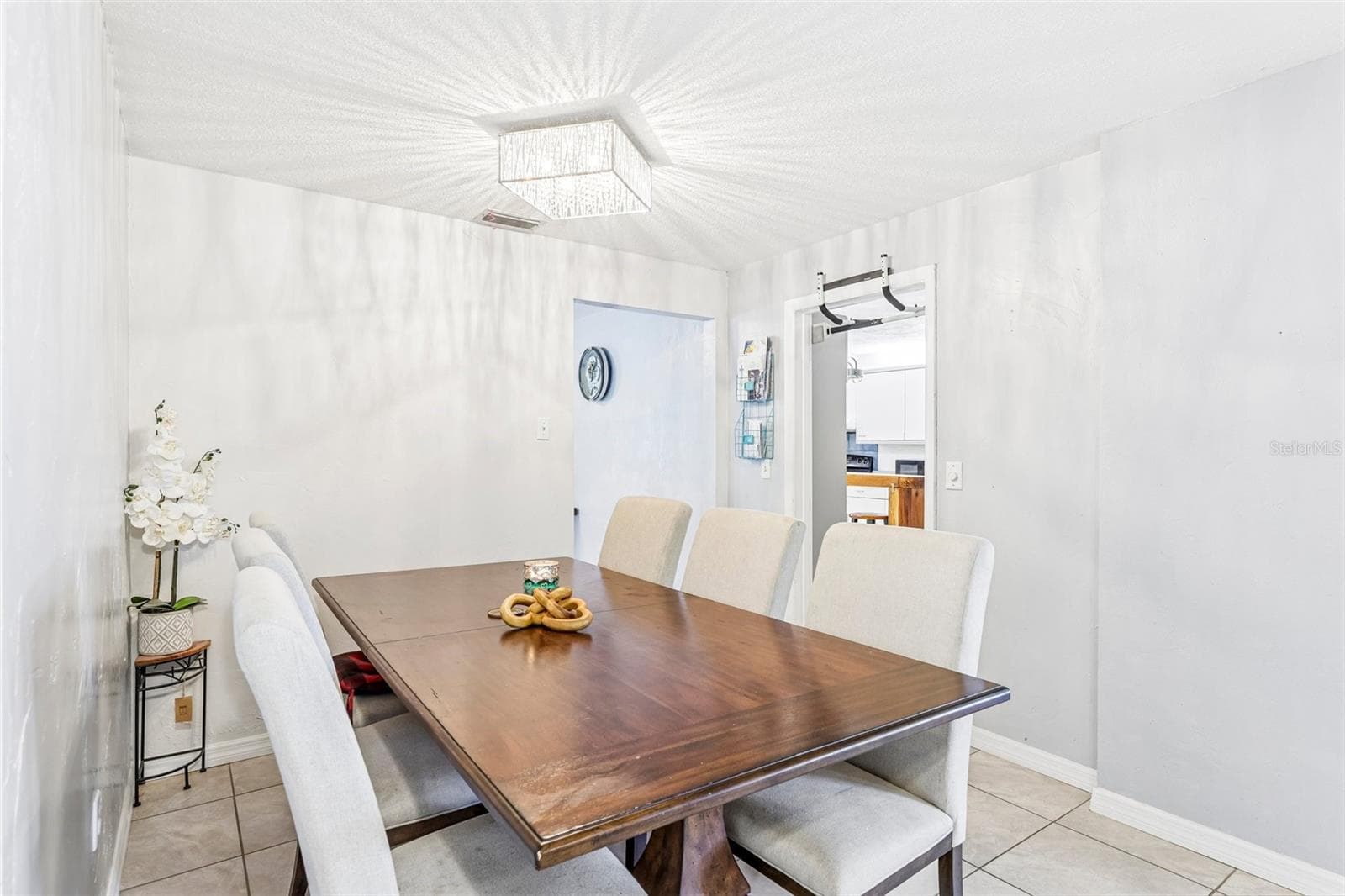 Single Family Residence at 33 DRESDEN CIR, ORMOND BEACH, photo 16 of 37