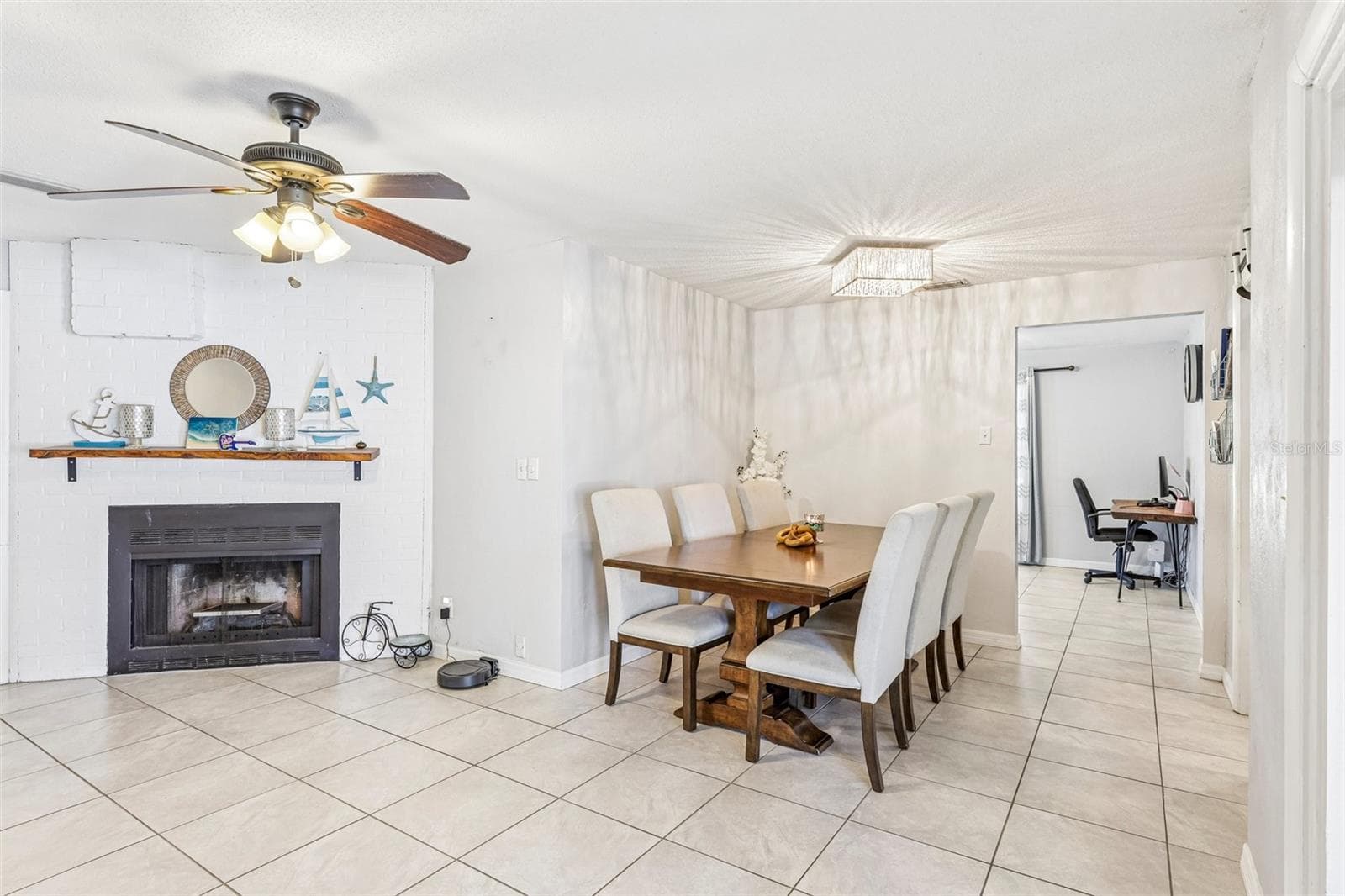 Single Family Residence at 33 DRESDEN CIR, ORMOND BEACH, photo 17 of 37