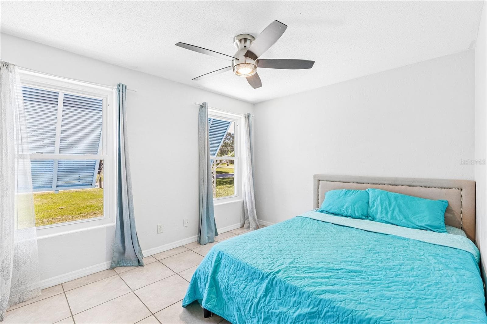 Single Family Residence at 33 DRESDEN CIR, ORMOND BEACH, photo 24 of 37