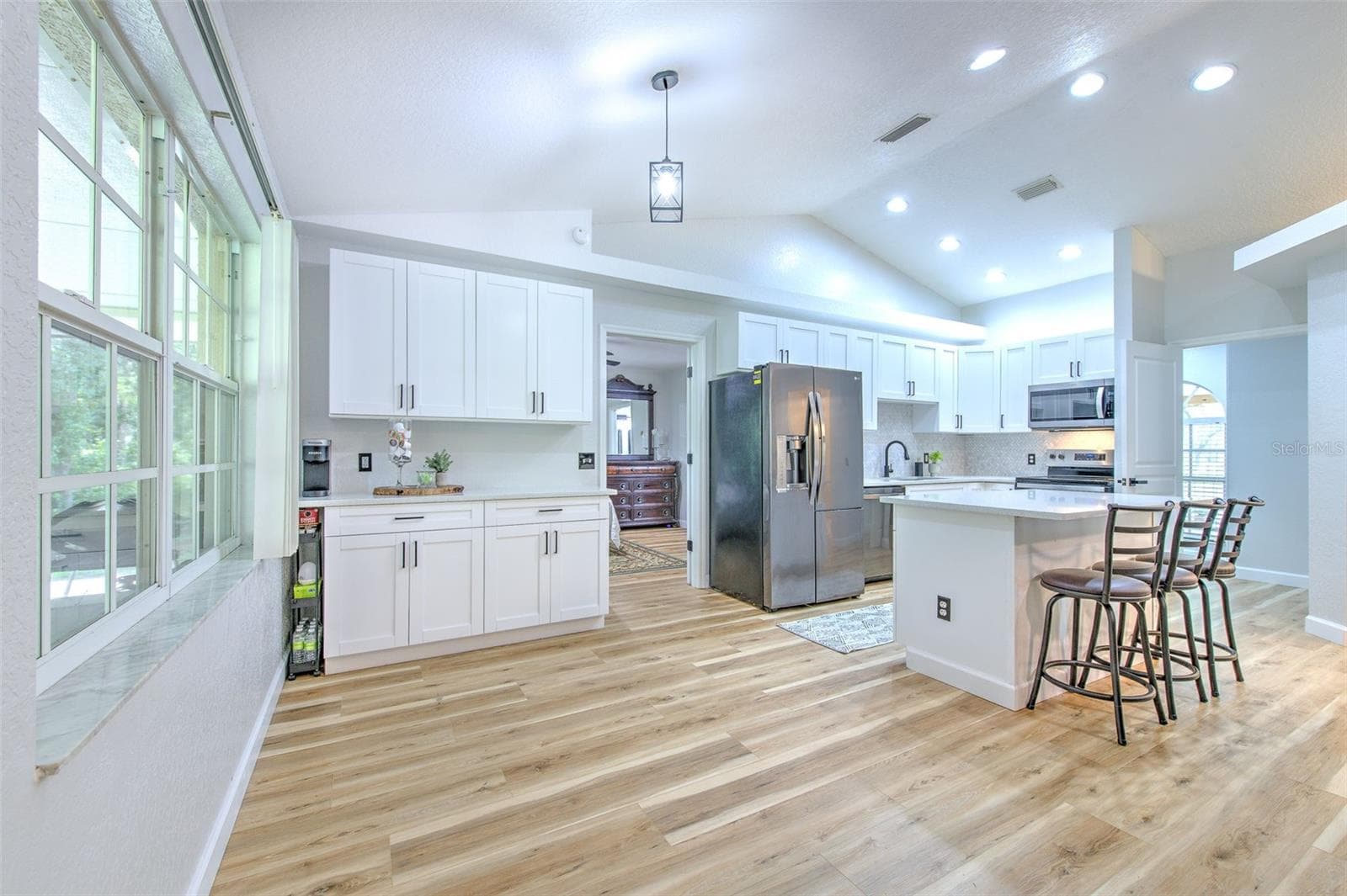 Kitchen - 118 E HUNTER RD, PLANT CITY