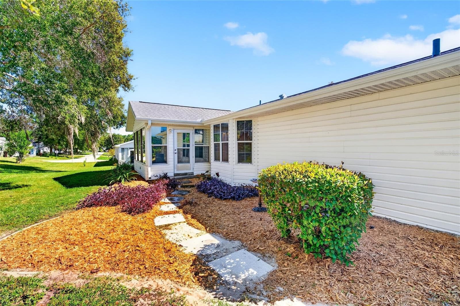 Single Family Residence at 8170 SW 117TH LOOP, OCALA, photo 2 of 37