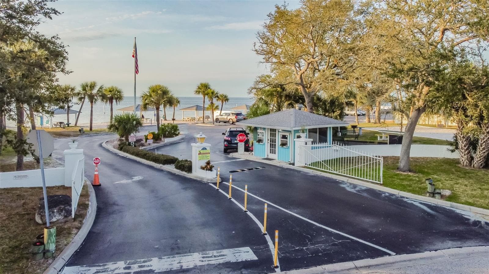 Gulf Harbors - private beach - 5451 WINDWARD WAY, NEW PORT RICHEY