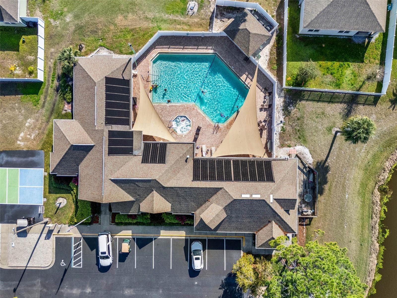 Clubhouse - 461 BAYTREE BLVD, TAVARES