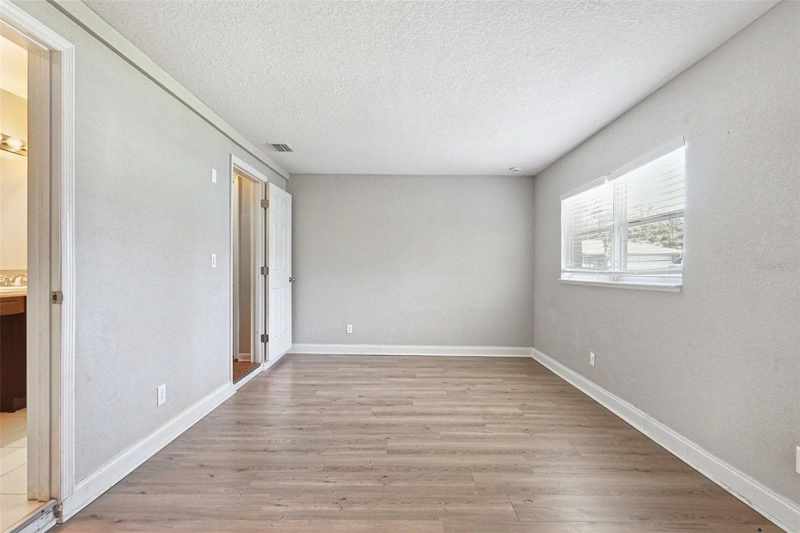 Single Family Residence at 804 68TH AVE W, BRADENTON, photo 13 of 27