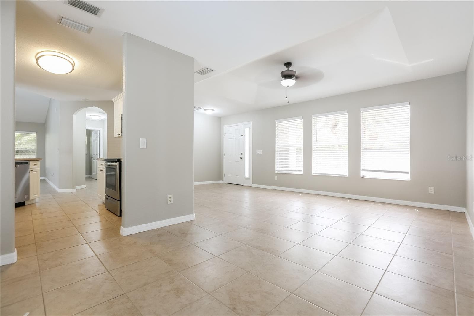 Single Family Residence at 4129 TARGEE AVE, NORTH PORT, photo 2 of 19