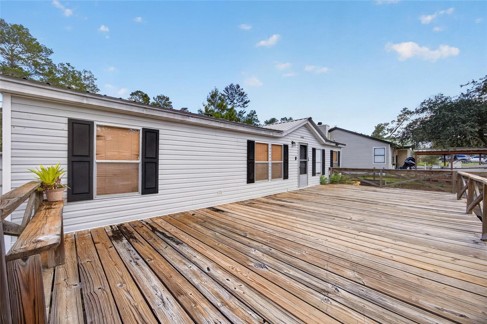 Manufactured Home at 13445 NE 217TH CT, SALT SPRINGS, photo 8 of 68