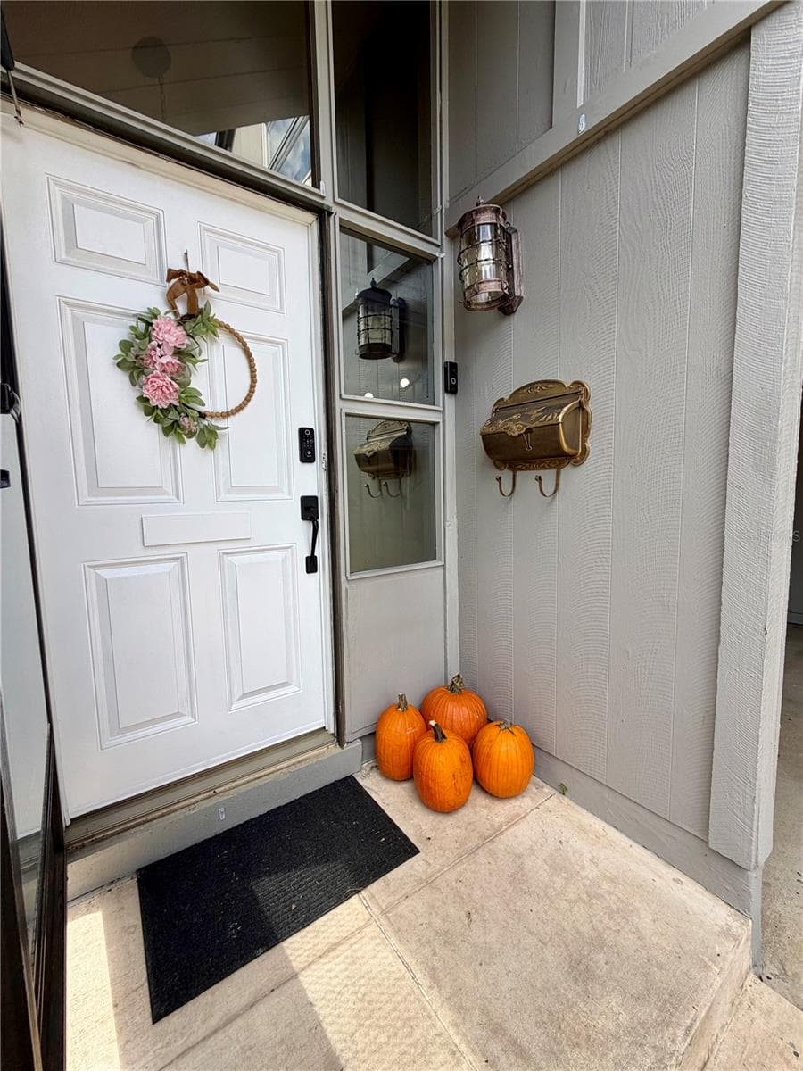 Condominium at 898 CLAYDON WAY, ALTAMONTE SPRINGS, photo 4 of 38