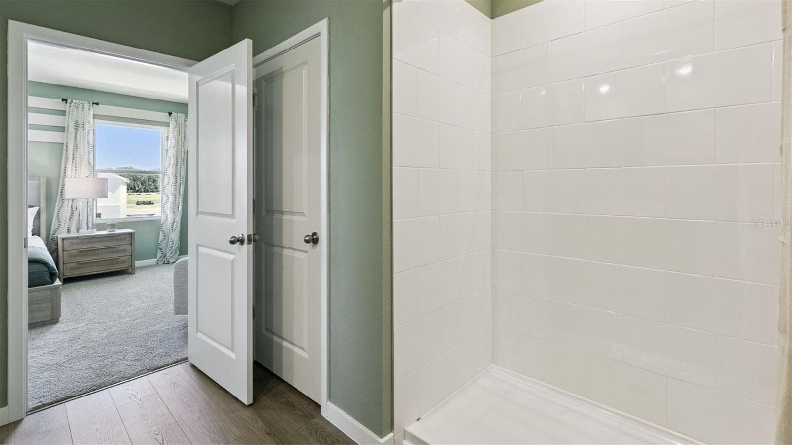Single Family Residence at 906 BLUET DR, PORT ORANGE, photo 19 of 24