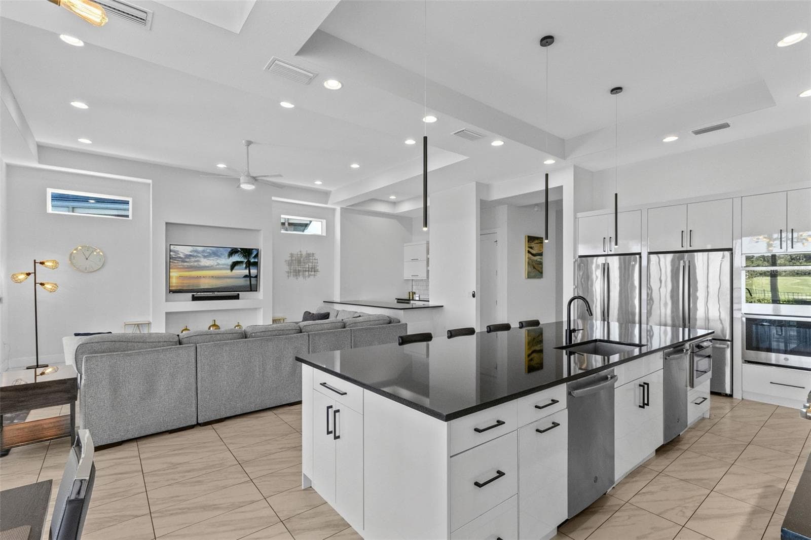 Single Family Residence at 1560 COROLLA CT, REUNION, photo 18 of 67
