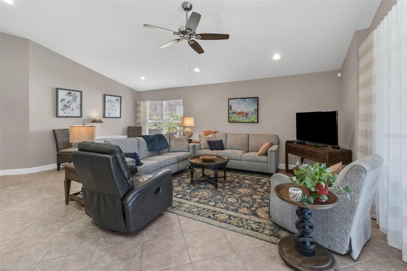 Single Family Residence at 14394 SILVER LAKES CIR, PORT CHARLOTTE, photo 9 of 67
