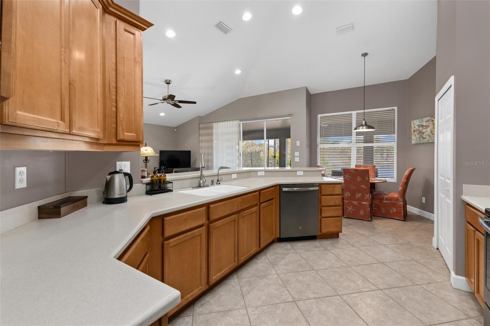 Single Family Residence at 14394 SILVER LAKES CIR, PORT CHARLOTTE, photo 15 of 67