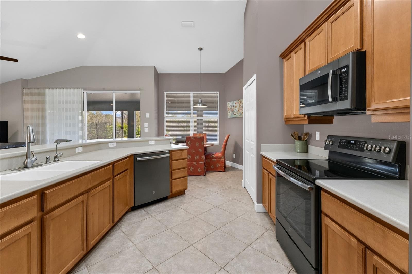 Single Family Residence at 14394 SILVER LAKES CIR, PORT CHARLOTTE, photo 16 of 67