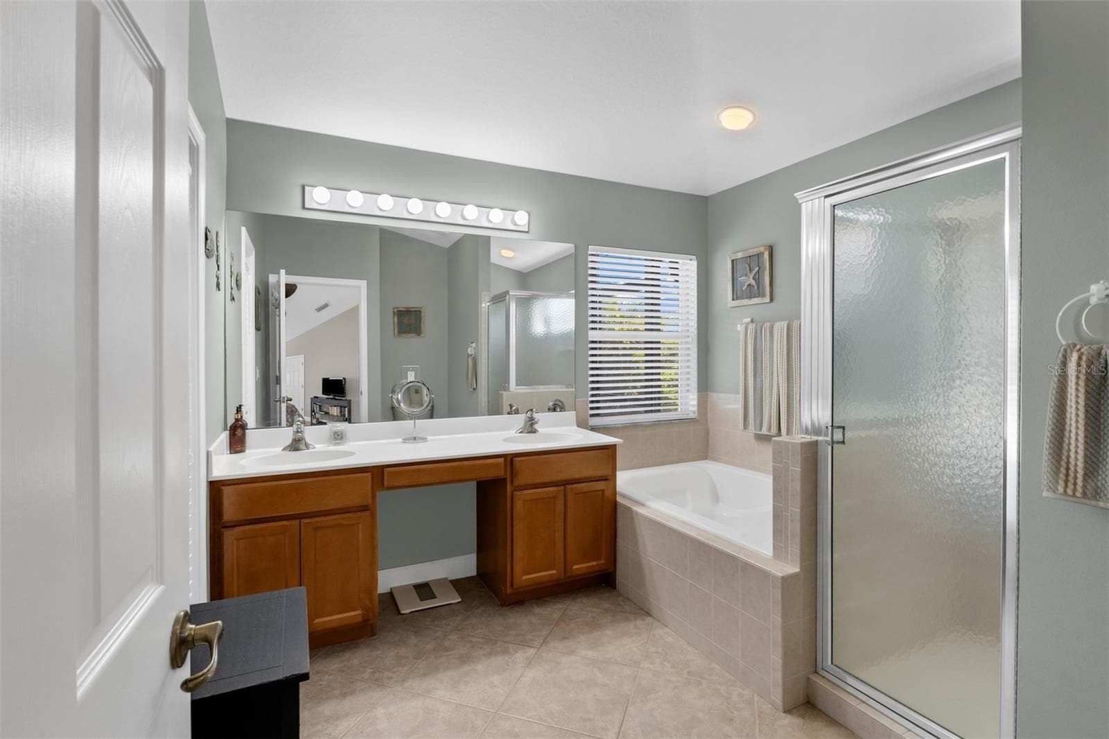 Single Family Residence at 14394 SILVER LAKES CIR, PORT CHARLOTTE, photo 23 of 67