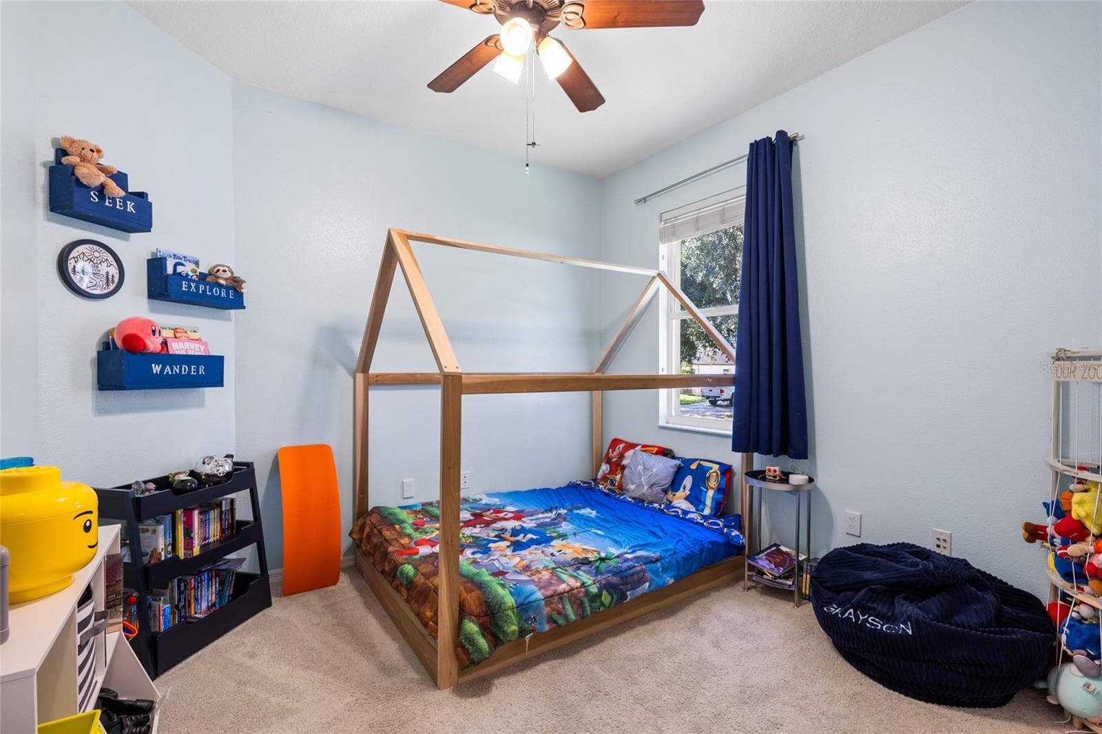 Single Family Residence at 6020 MARTINGLADE PL, LITHIA, photo 38 of 75
