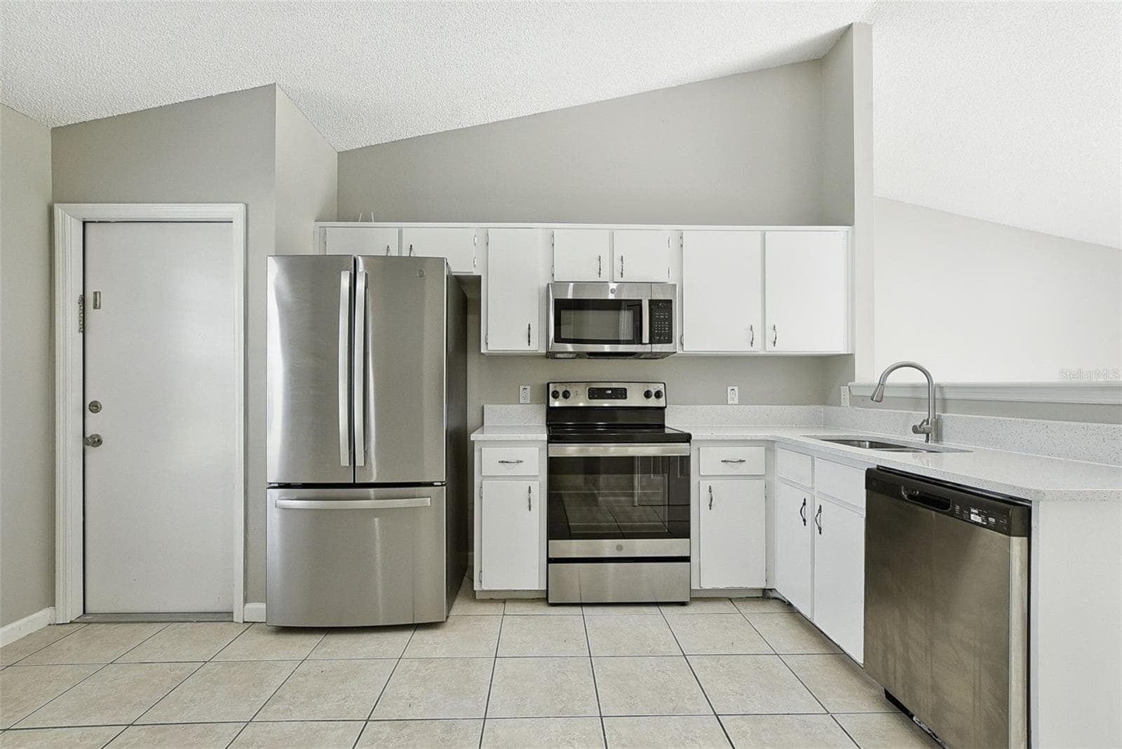 Single Family Residence at 1192 ABELINE DR, DELTONA, photo 15 of 28