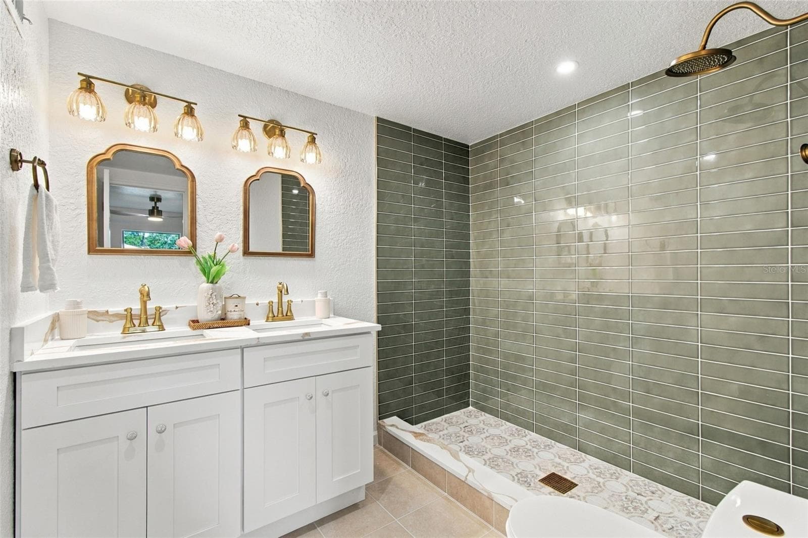 Primary bathroom - 3615 EMERSON AVE S, ST PETERSBURG