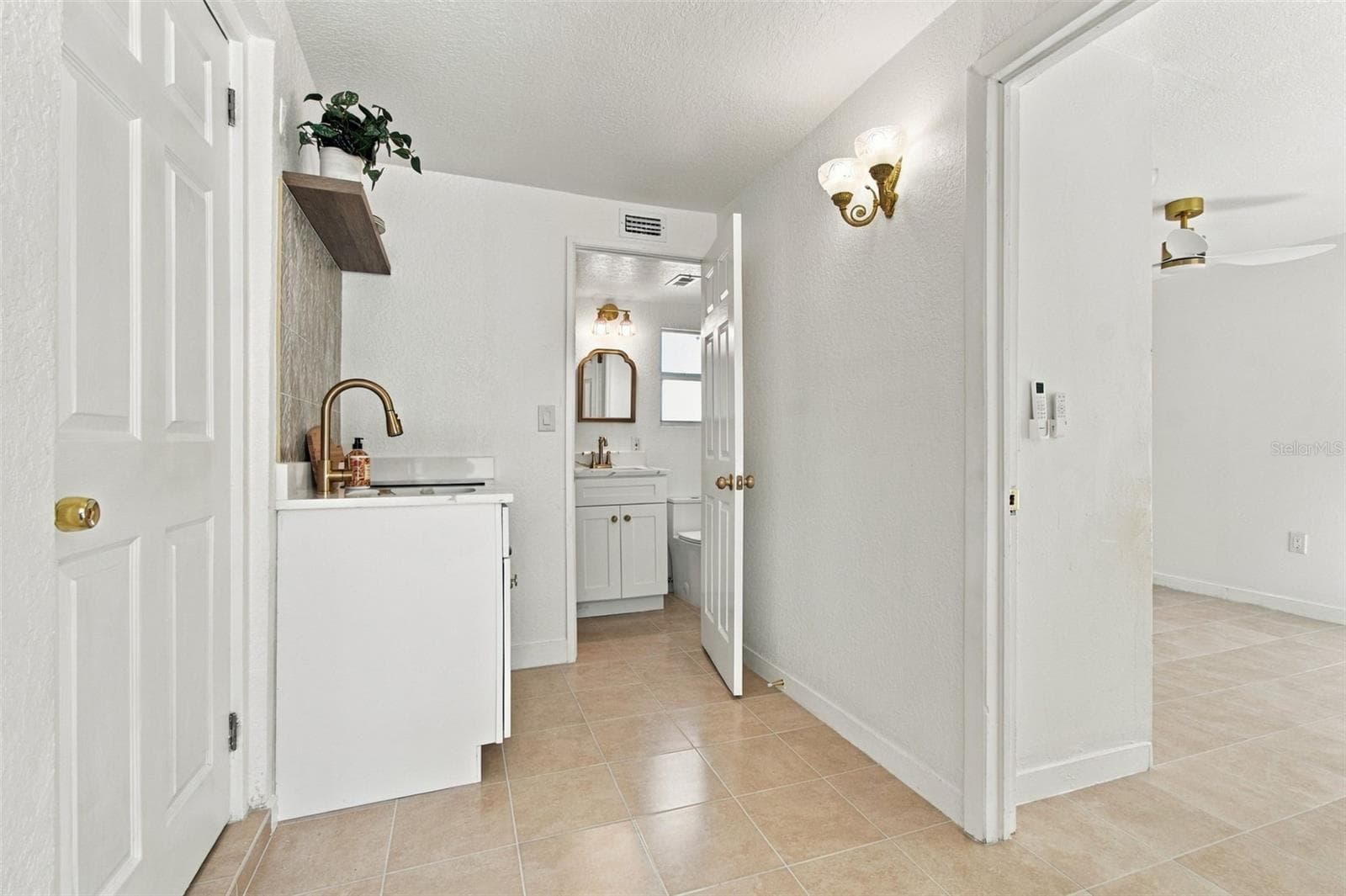 Single Family Residence at 3615 EMERSON AVE S, ST PETERSBURG, photo 16 of 23