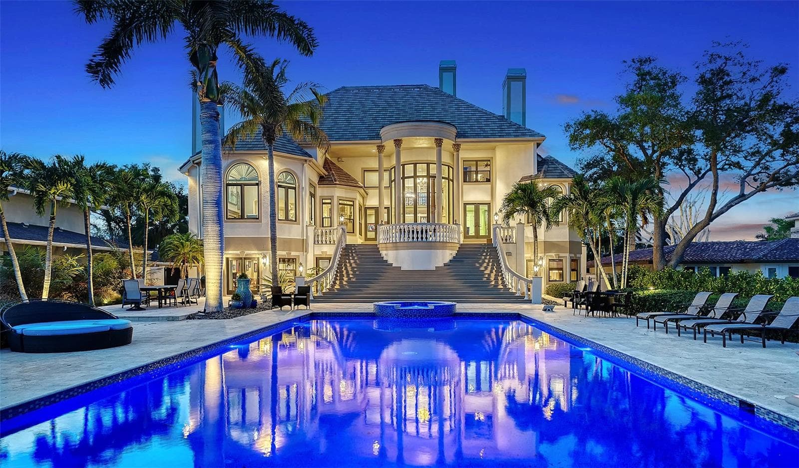Single Family Residence at 1240 HILLVIEW DR, SARASOTA, photo 3 of 55