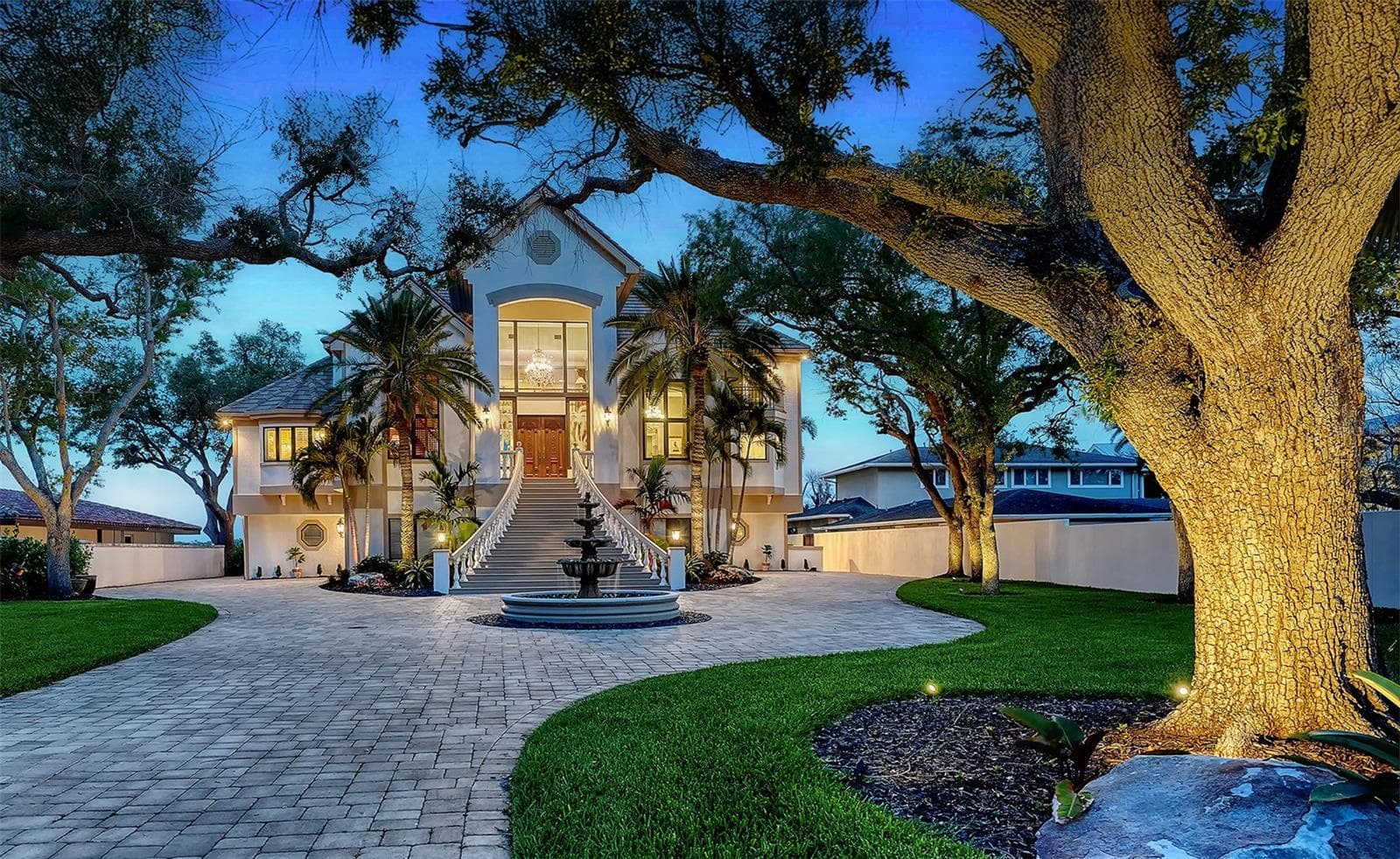 Single Family Residence at 1240 HILLVIEW DR, SARASOTA, photo 8 of 55