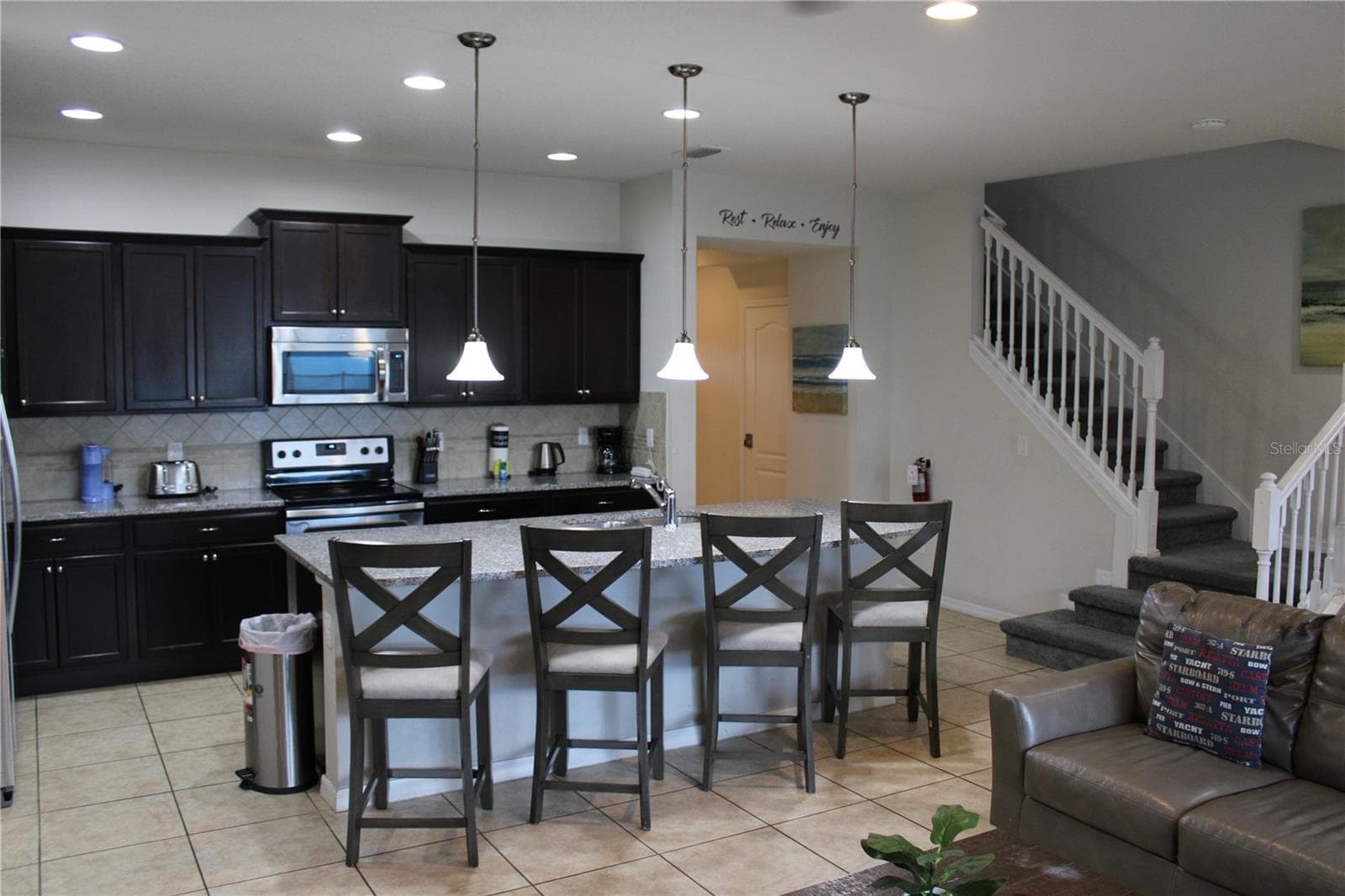 Townhouse at 1965 MAJORCA DR, KISSIMMEE, photo 5 of 39
