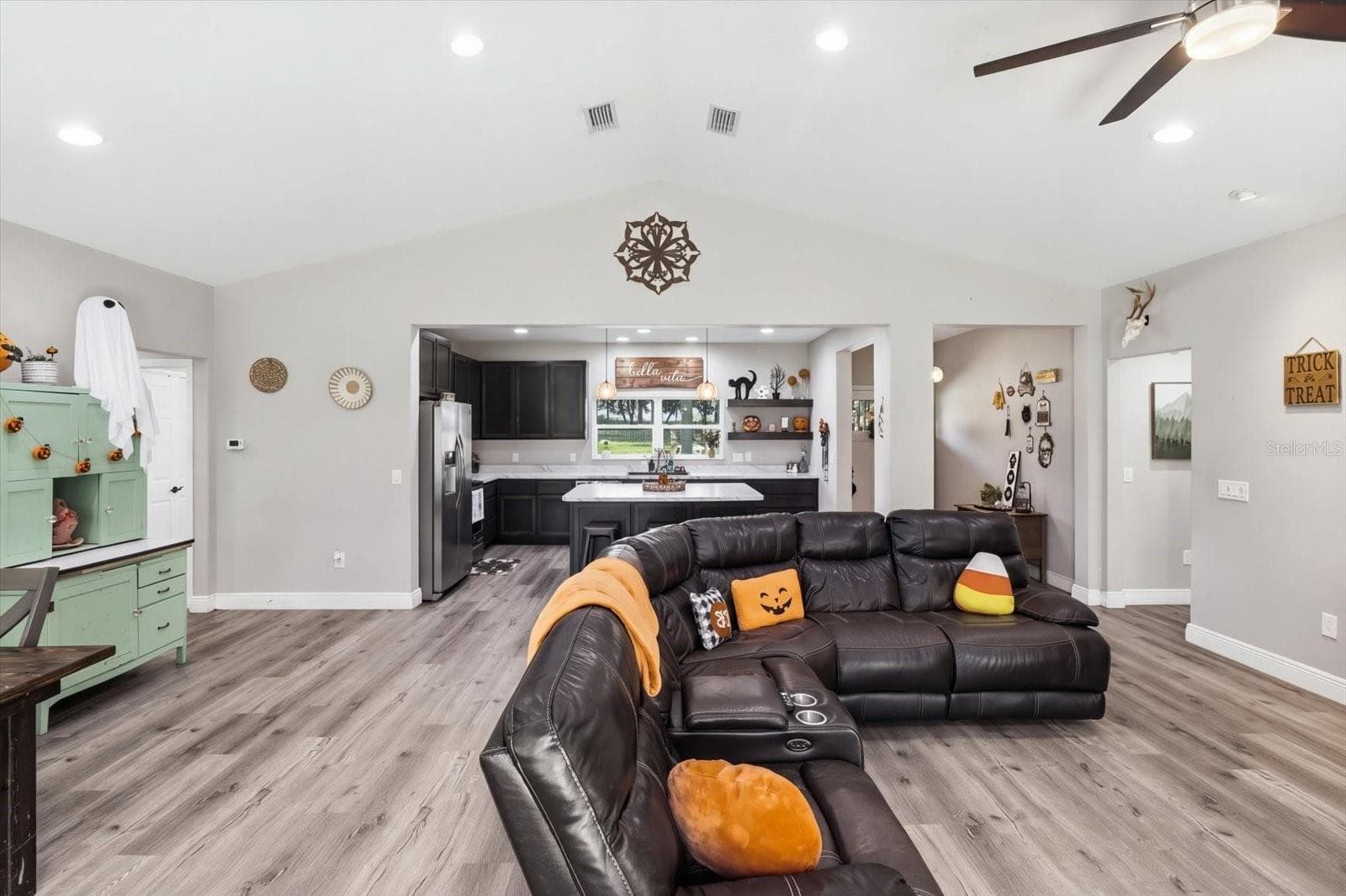 Single Family Residence at 6420 CR 569, CENTER HILL, photo 11 of 51