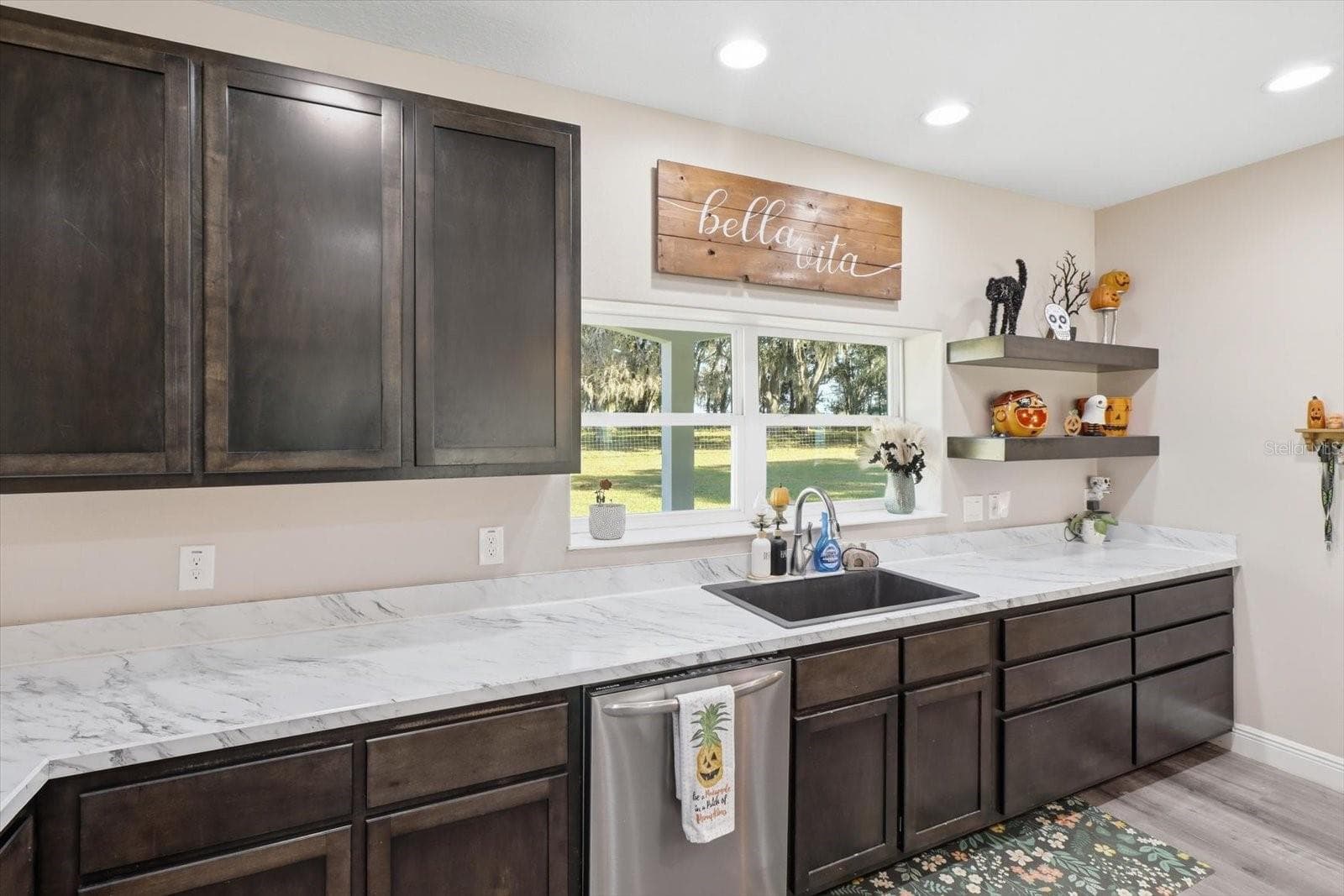 Single Family Residence at 6420 CR 569, CENTER HILL, photo 17 of 51
