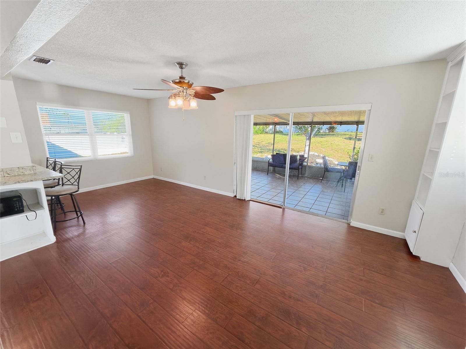 Single Family Residence at 12421 BROOKSIDE ST, SPRING HILL, photo 15 of 33
