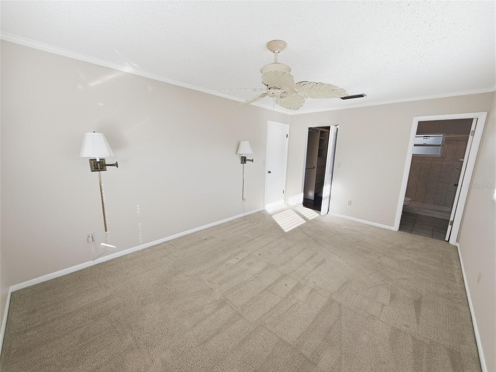 Single Family Residence at 12421 BROOKSIDE ST, SPRING HILL, photo 17 of 33