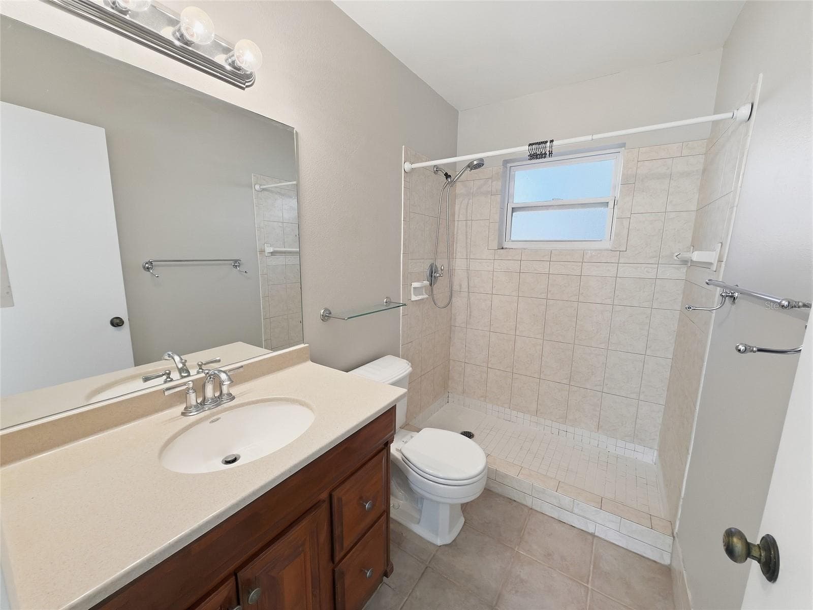 Single Family Residence at 12421 BROOKSIDE ST, SPRING HILL, photo 19 of 33