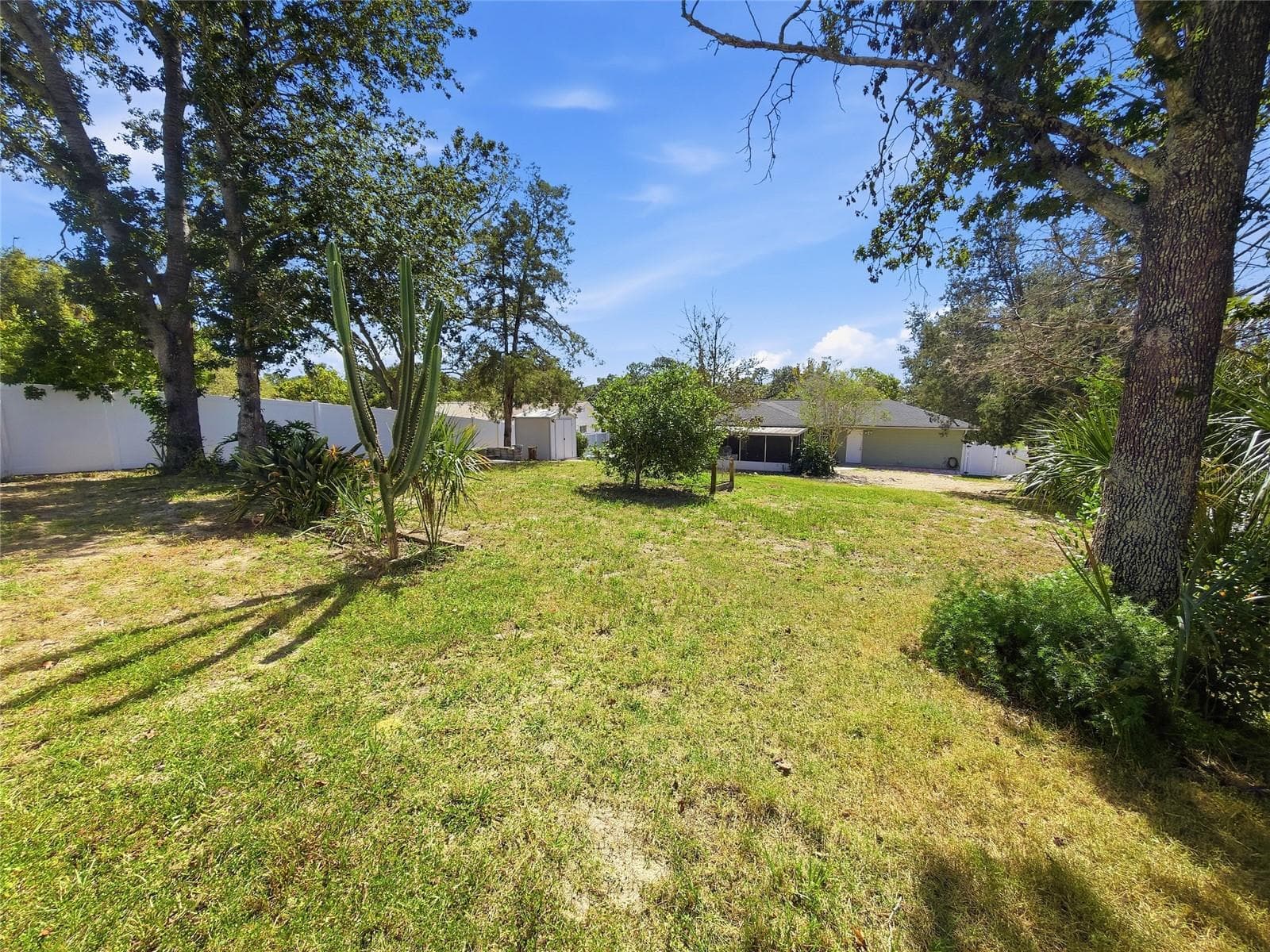 Single Family Residence at 12421 BROOKSIDE ST, SPRING HILL, photo 29 of 33