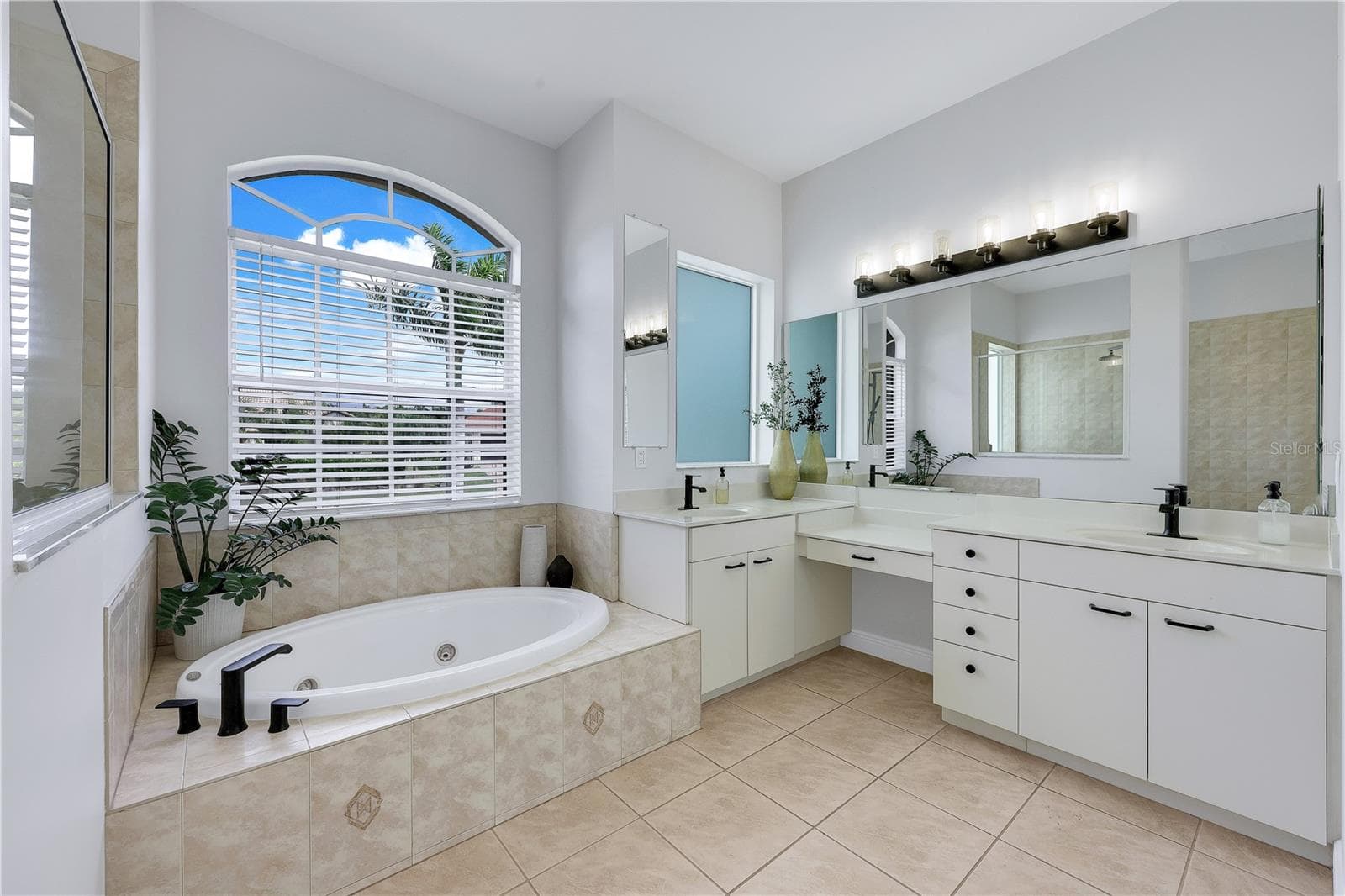 Single Family Residence at 3106 SW 26TH CT, CAPE CORAL, photo 33 of 49