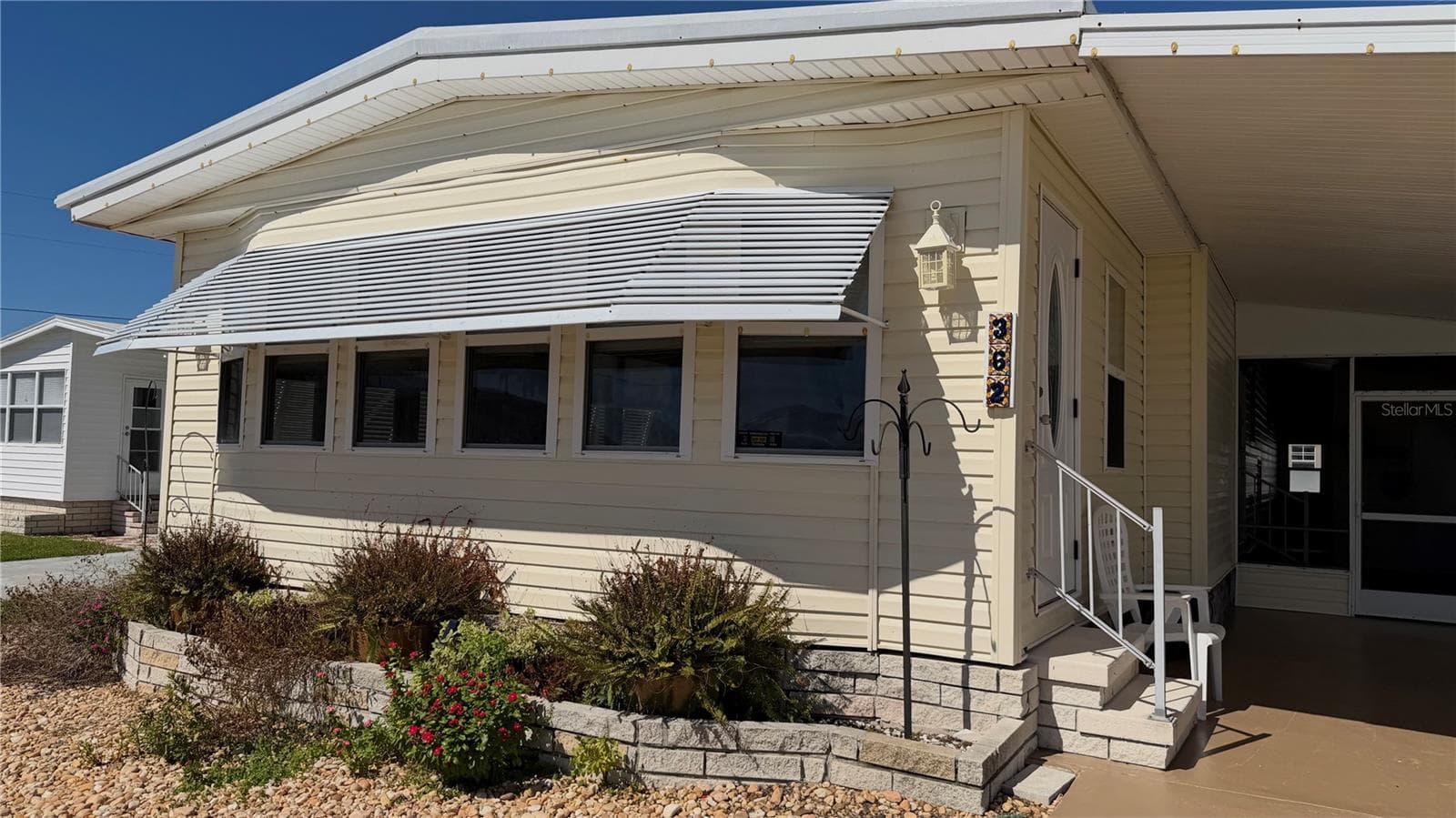 Manufactured Home at 362 TAMPICO DR, PALMETTO, photo 3 of 34
