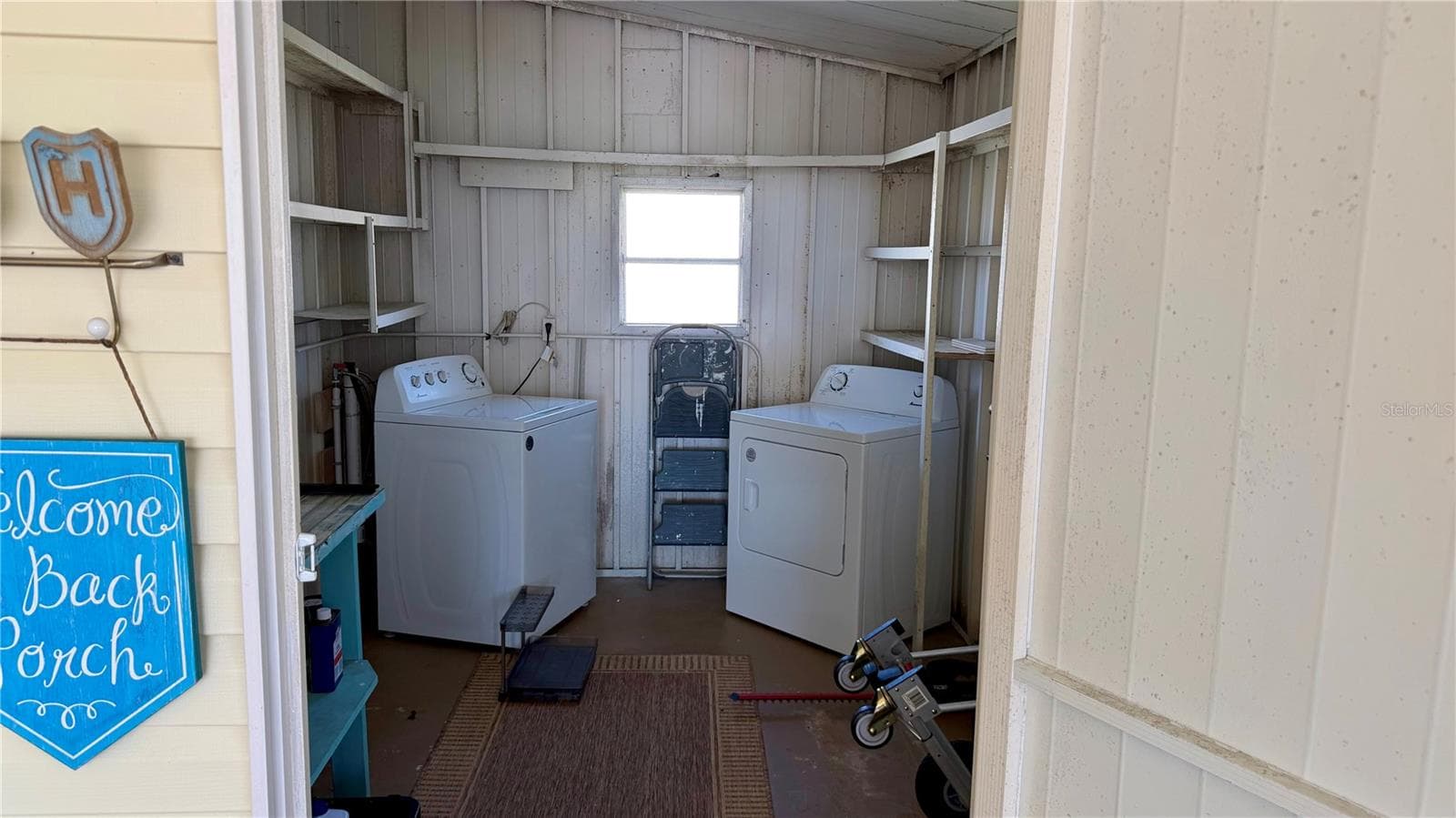 Manufactured Home at 362 TAMPICO DR, PALMETTO, photo 8 of 34