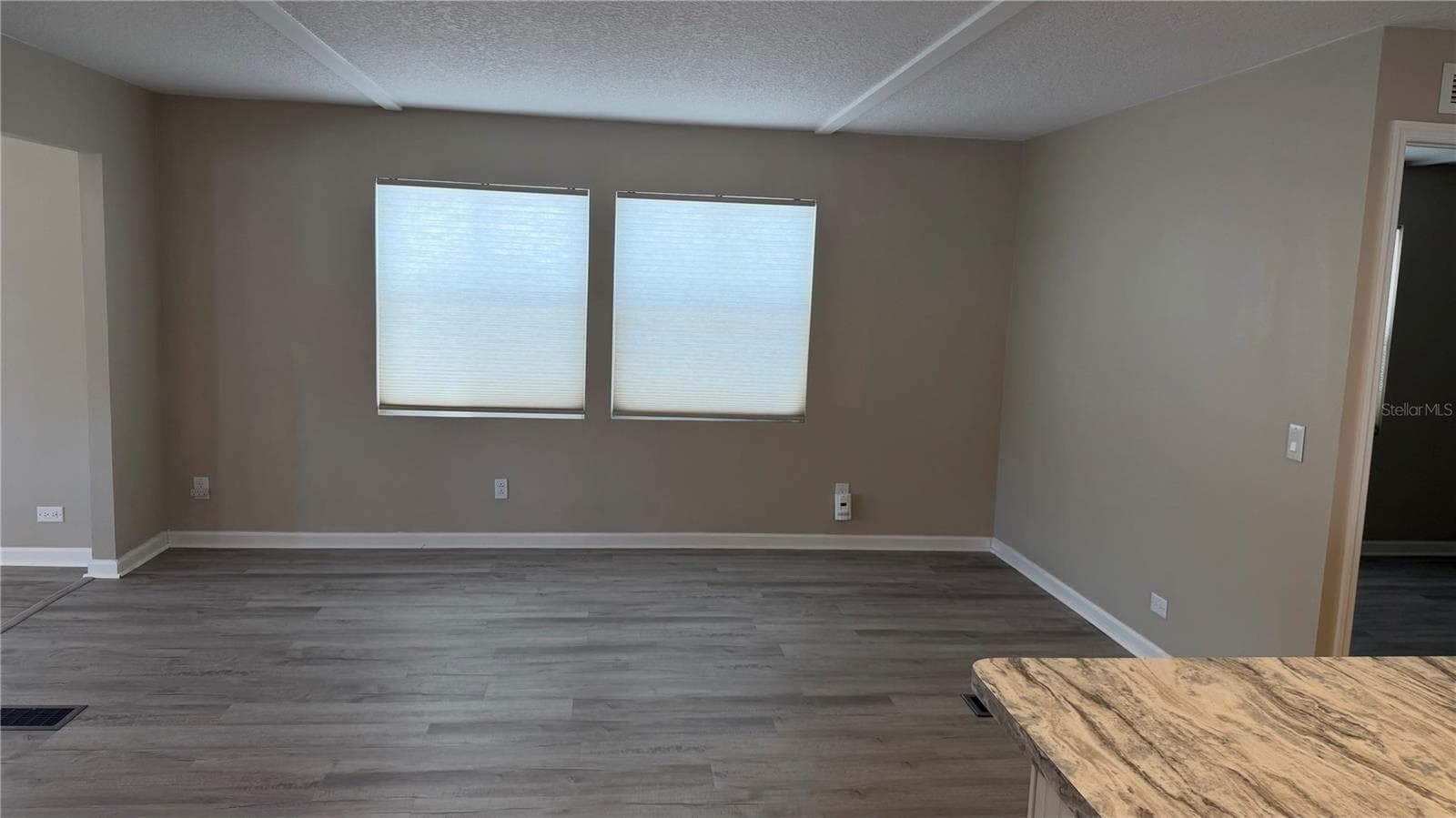 Manufactured Home at 362 TAMPICO DR, PALMETTO, photo 13 of 34