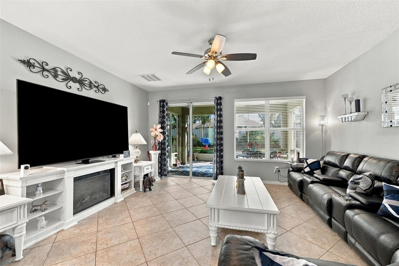 Single Family Residence at 3404 REGNER DR, PLANT CITY, photo 2 of 53