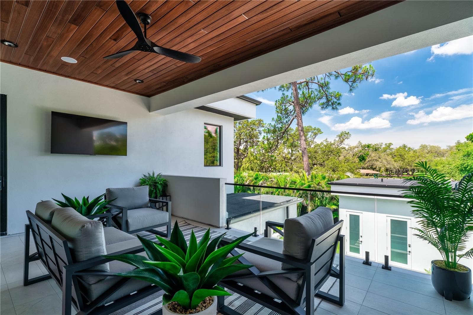 Single Family Residence at 5002 W POE AVE, TAMPA, photo 17 of 23