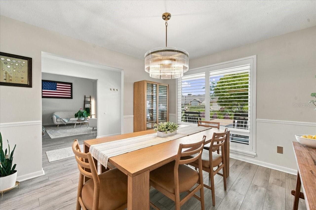 Single Family Residence at 13810 LAKE VILLAGE PL, TAMPA, photo 18 of 45